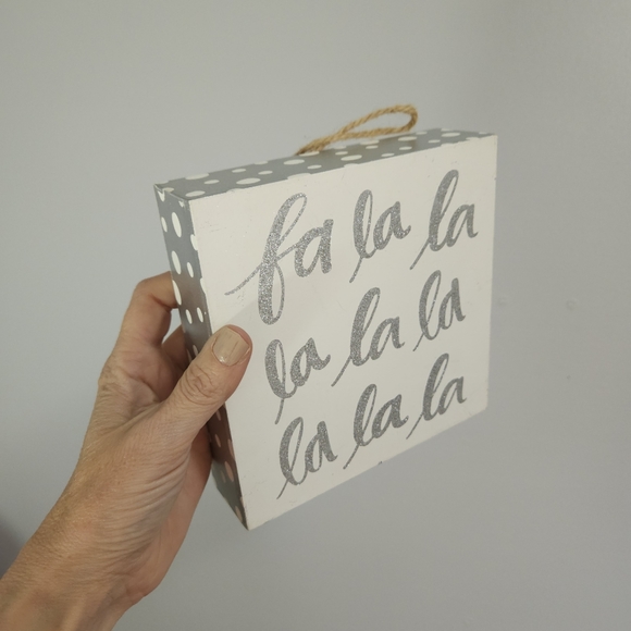 Christmas Decrotive Wall/Self Decor Fa la la - Picture 6 of 8